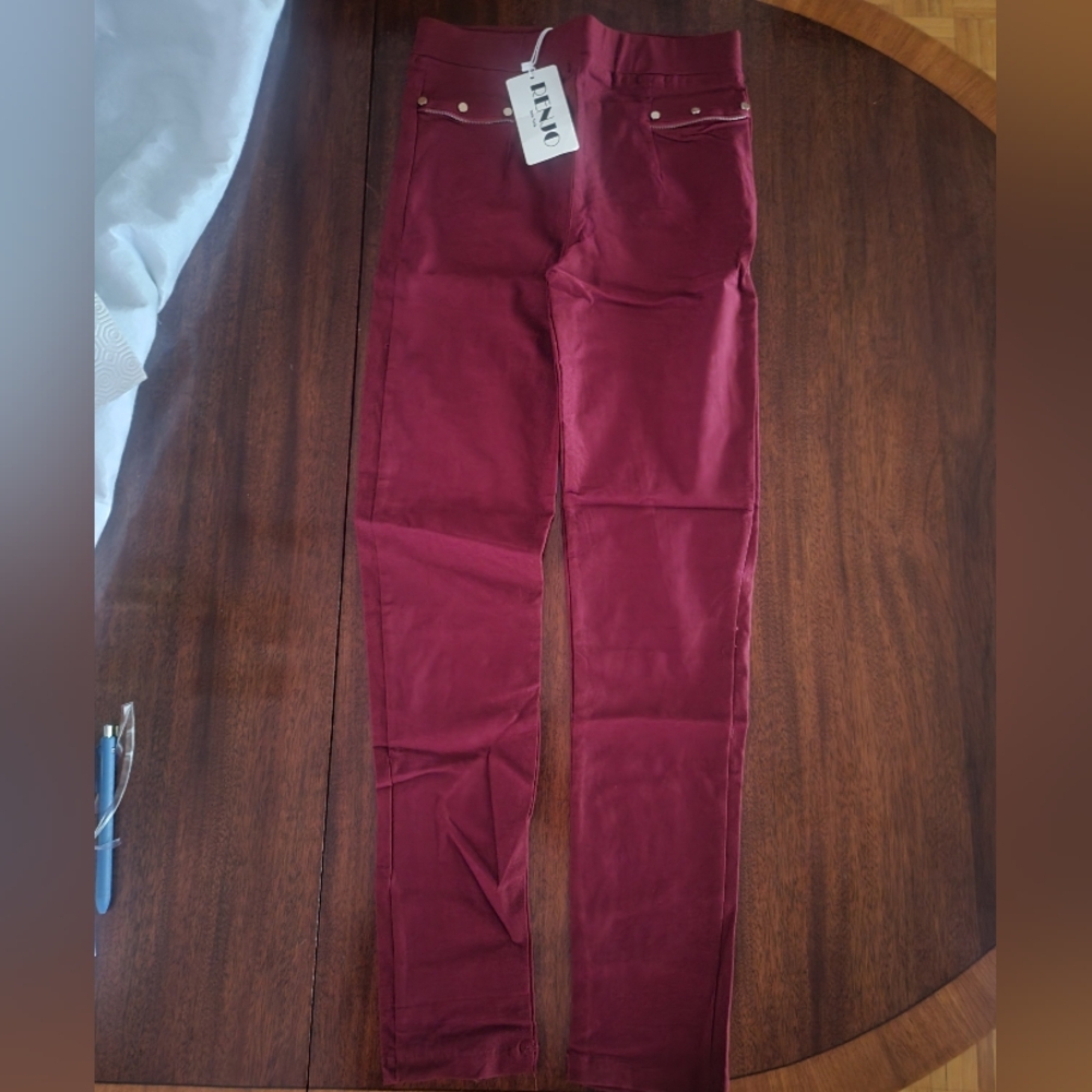 Renjo New York Jeggings.